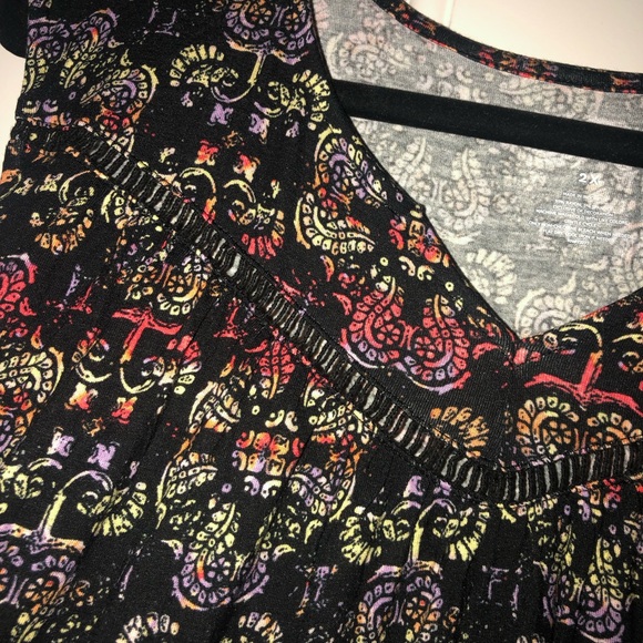 NWT Evri brand multi color printed tank top casual dressy size 2X XXL brand new - Picture 3 of 5